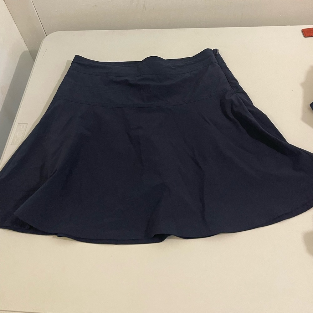 Womens athleta Skort (size 8)